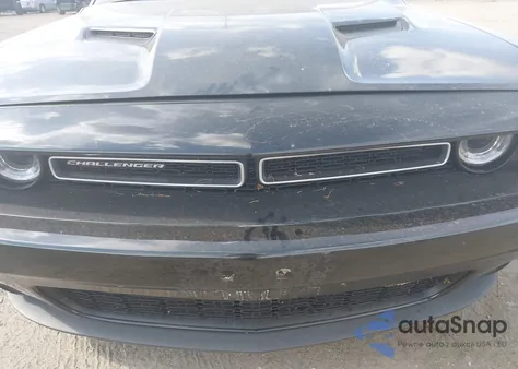 2019 Dodge Challenger Sxt z USA, uszkodzony, nr VIN 2C3CDZAG1KH711954